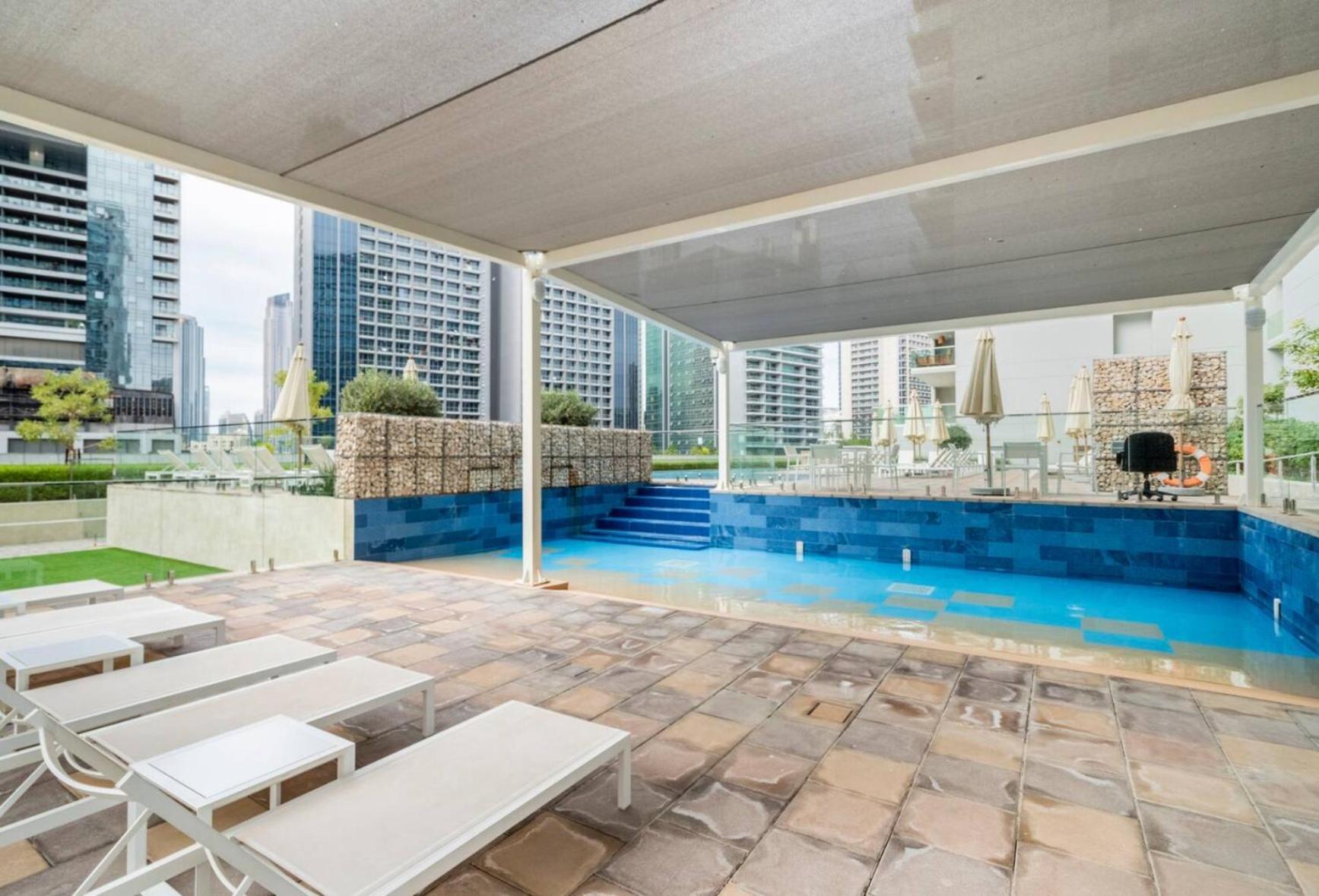 Luxury 2 Bedroom With Burj Khalifa View Дубай Екстер'єр фото